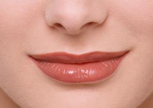 安心できる堺市インプラント治療の利点